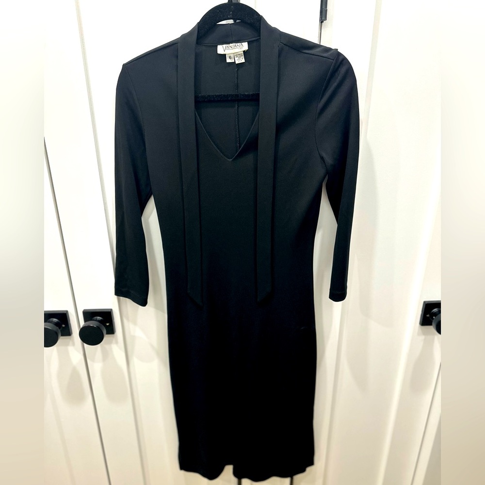 Beautiful Vantana Dress with Tie Neck